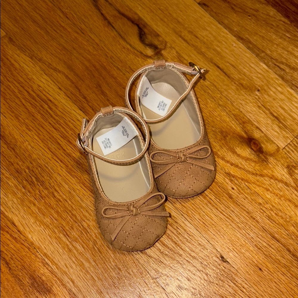 Janie and Jack Tan Dress Shoes with Bow and Ankle Strap